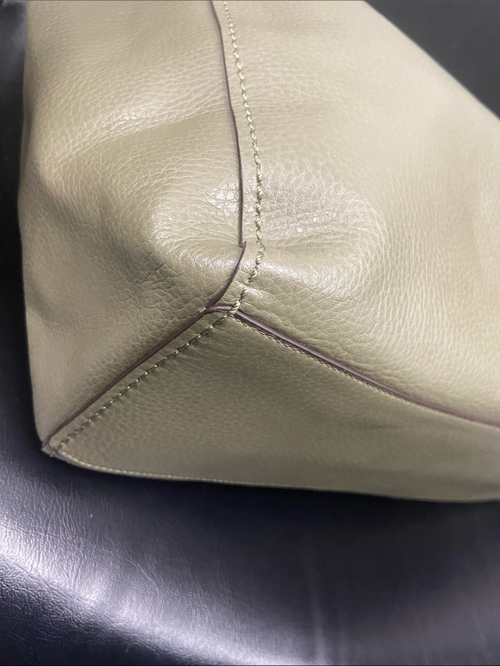 Coach Leather Derby Tote EUC - Picture 5 of 7